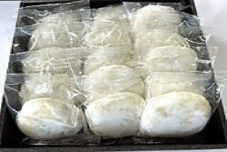 S法事用白粉あんもち＆白もち重箱（15個入り）