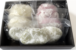 W法事用白粉三色もち重箱（9個入）